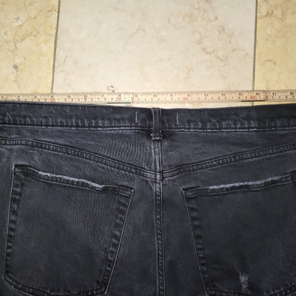 Abercrombie & Fitch 90s Straight Ultra High Rise jeans black distressed 34/18R - Picture 8 of 11
